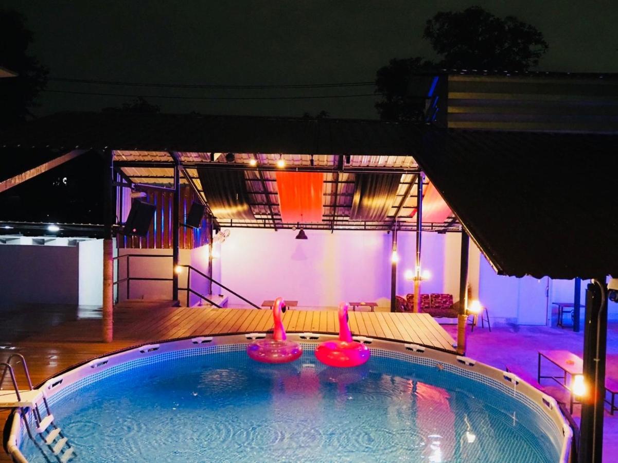 Wild Ones Hostel Μπανγκόκ Εξωτερικό φωτογραφία