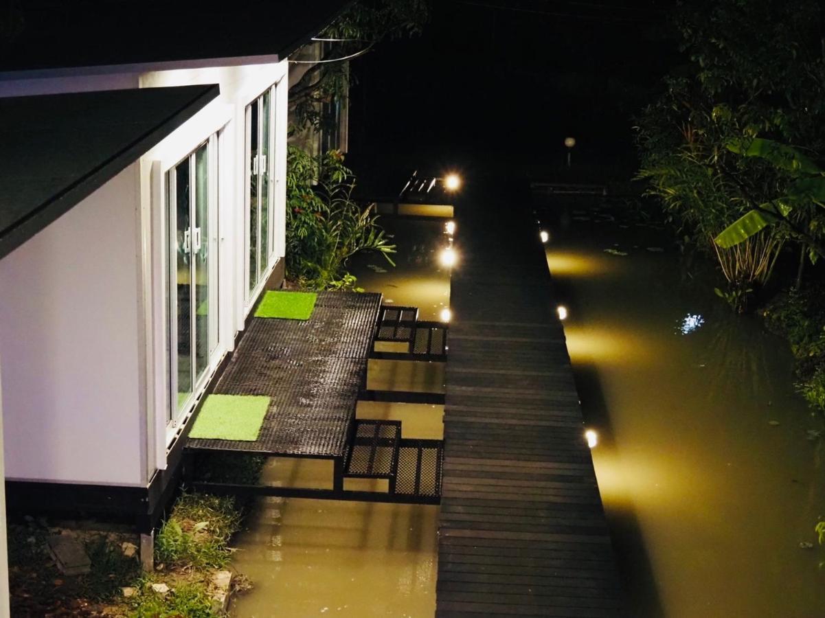 Wild Ones Hostel Μπανγκόκ Εξωτερικό φωτογραφία