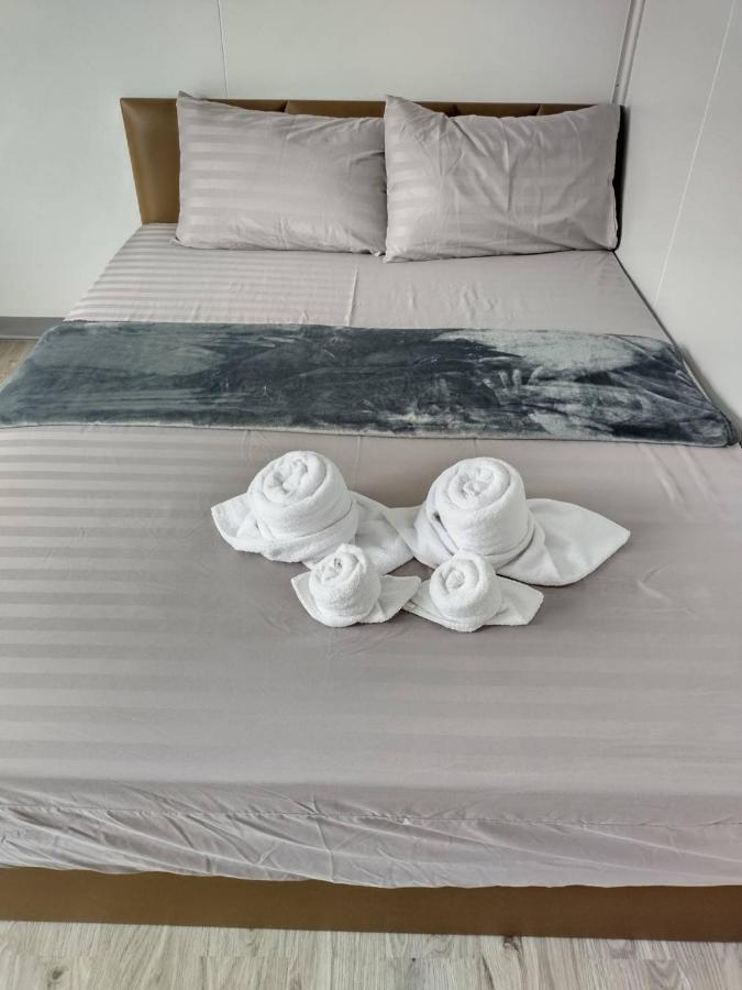 Wild Ones Hostel Μπανγκόκ Εξωτερικό φωτογραφία